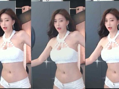 【美女主播 福利舞蹈】小姐姐手脚真修长 TIKTOK美女