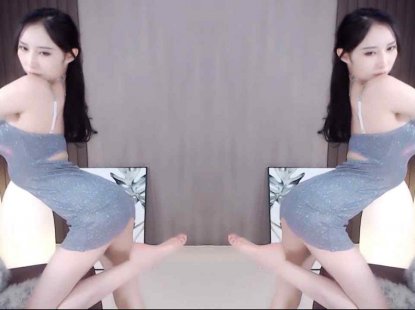 虎牙 暖暖 热舞视频 ♥性感超短裙，诱惑椅子舞♥