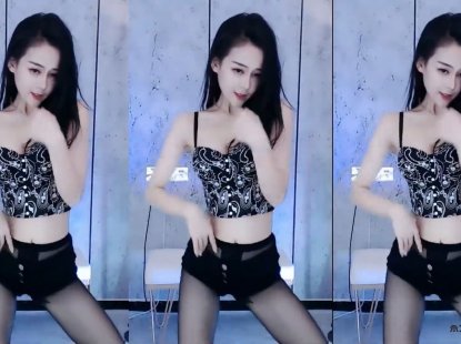 【虎牙订制福利】李飘飘 热舞视频 ♥黑丝热裤，地狱视角热舞♥