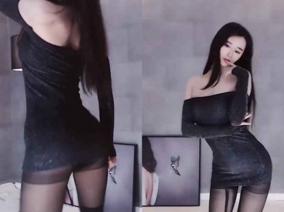虎牙 艺嫣 热舞视频 ♥小蛮腰蜜桃臀，黑色丝袜勾你魂♥ 丝袜挺别致啊，但是好像露底了