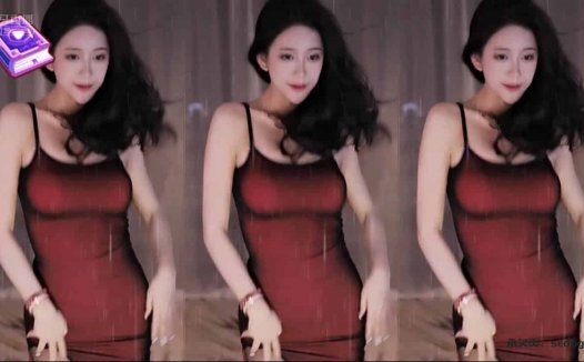 虎牙主播沪娱、小酒小号直播热舞～抖胸抖臀黑丝吊带～