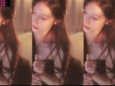 ASMR 舔耳 剧情享受黑丝御姐的服务 | 小一熟了